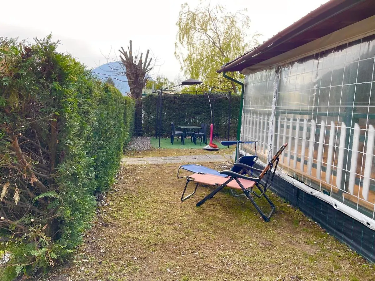Campsite Bella Vita 43 - Porlezza Hotel