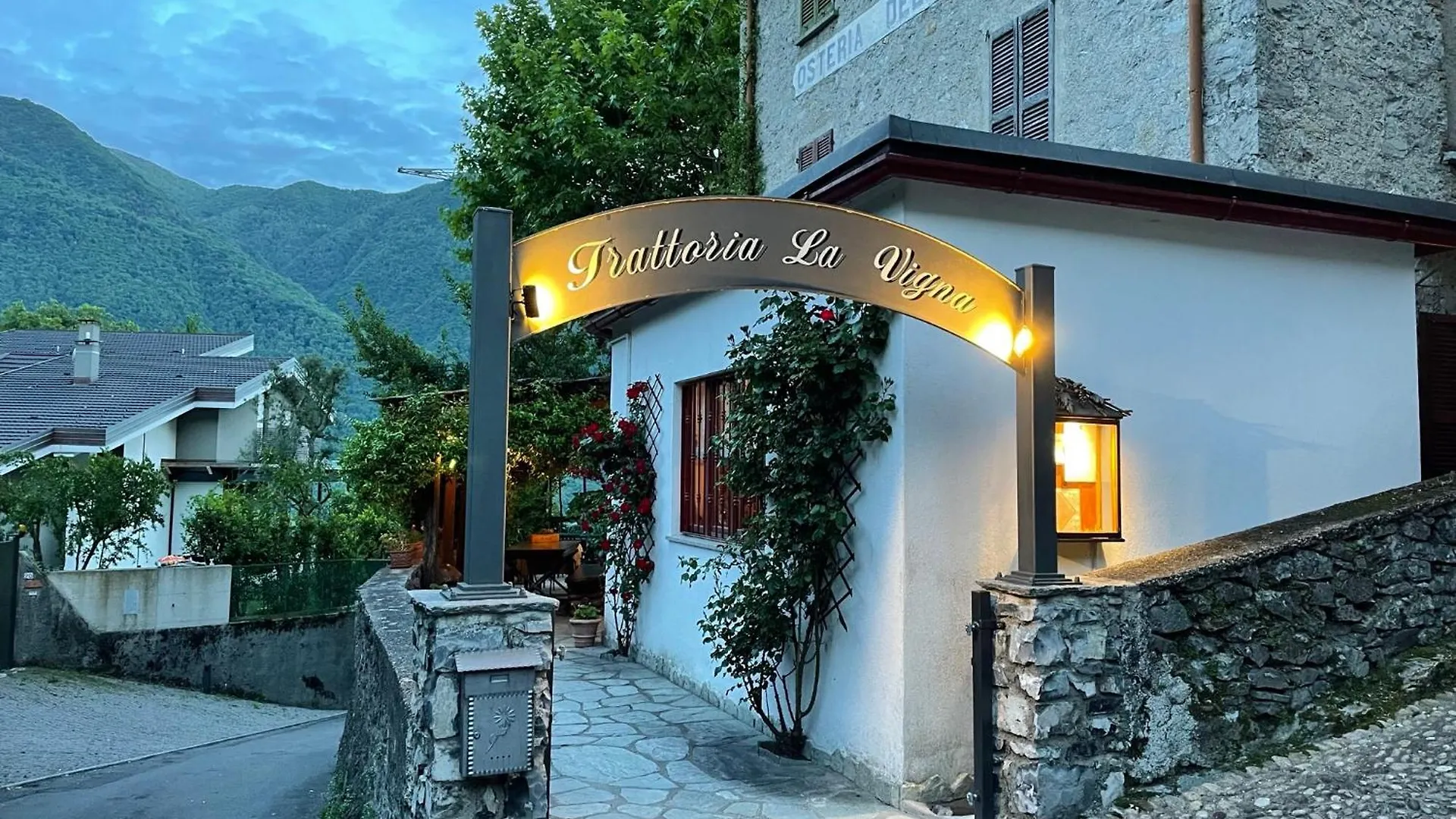 Bella Vita 43 - Porlezza Hotel Campsite